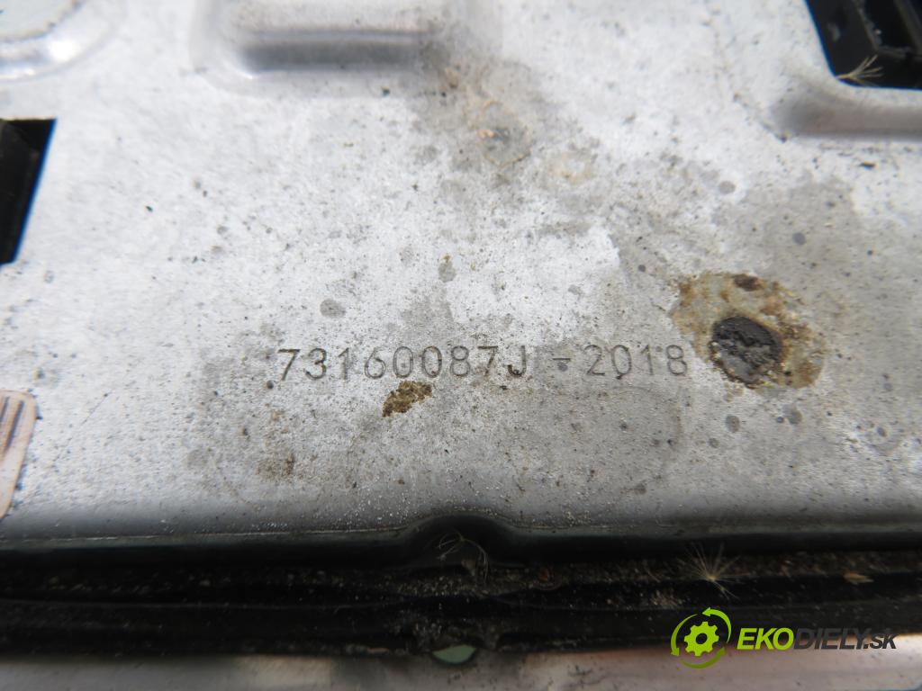 RENAULT LAGUNA II (BG0/1_) LIFTBACK 2001 79,00 1.6 16V (BG0A, BG0L) - K4M 710 1598,00 Menič xenonová 73160087J