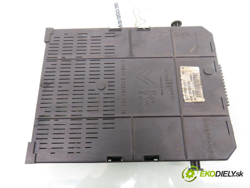 PEUGEOT 307 (3A/C) HB 2005 66,00 1.6 HDi 90 - 9HX (DV6ATED4) 1560,00 MODUL BSI 9660105780