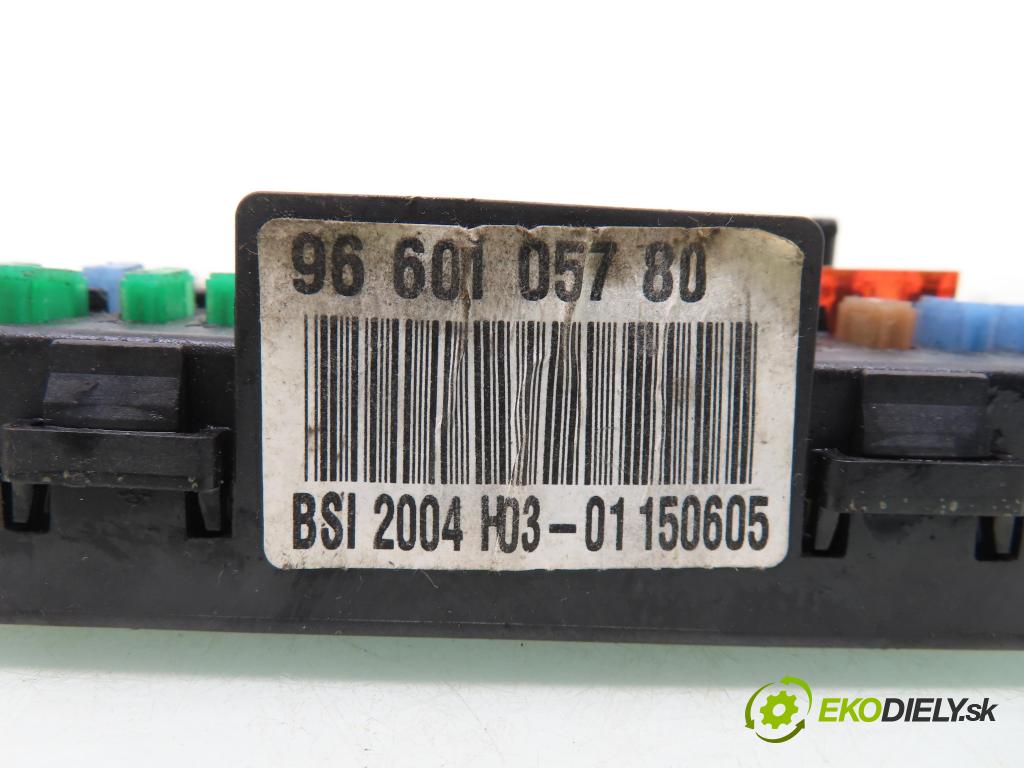 PEUGEOT 307 (3A/C) HB 2005 66,00 1.6 HDi 90 - 9HX (DV6ATED4) 1560,00 MODUL BSI 9660105780
