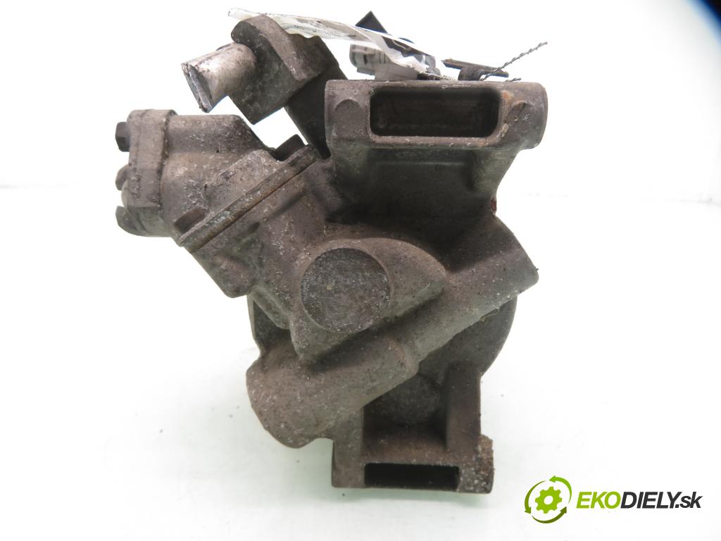 TOYOTA YARIS (_P1_) HB 2003 50,00 1.0 VVT- i 68 - 1SZ-FE 998,00 KOMPRESOR: klimatizace 4472209463 ; 5SE09C (Kompresor klimatizace)