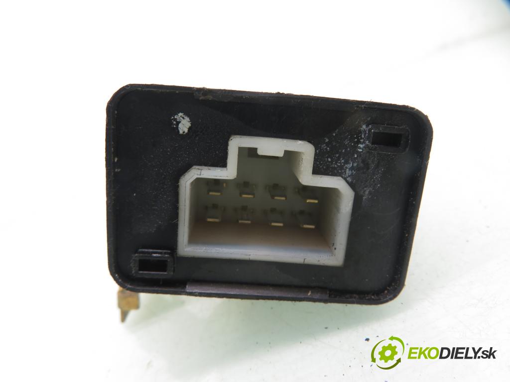 NISSAN PRIMERA (P10) SEDAN 1994 55,00 2.0 D - CD20 1974,00 MODUL zámku centrálního 2845093J00