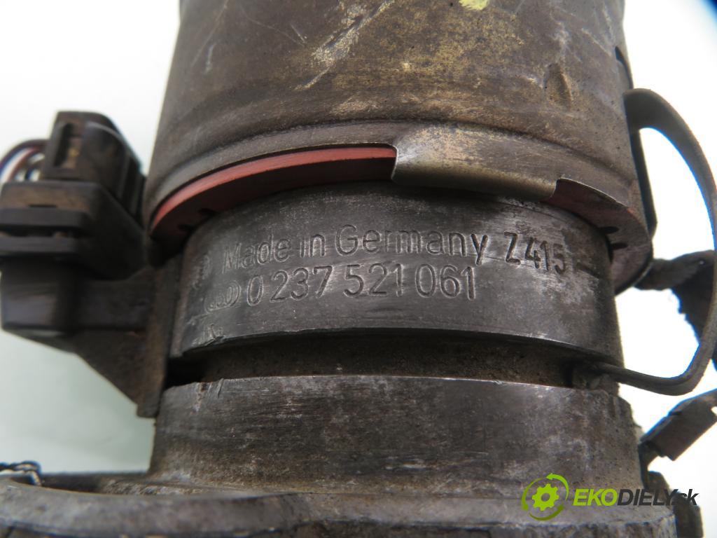 SKODA OCTAVIA I (1U2) SEDAN 1998 74,00 1.6 - AEH 1595,00 Rozdeľovač zapaľovací 0237521061