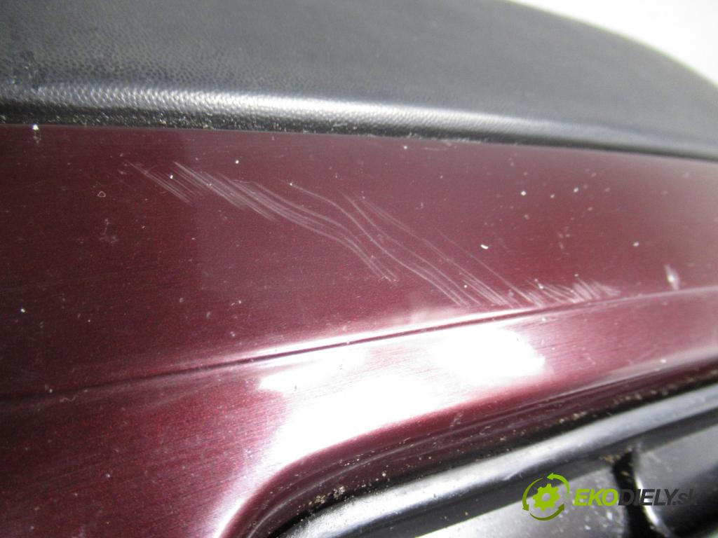 AUDI 80 (8C, B4) SEDAN 1992 85,00 2.0 E 115 - ABK 1984,00 Nárazník predný