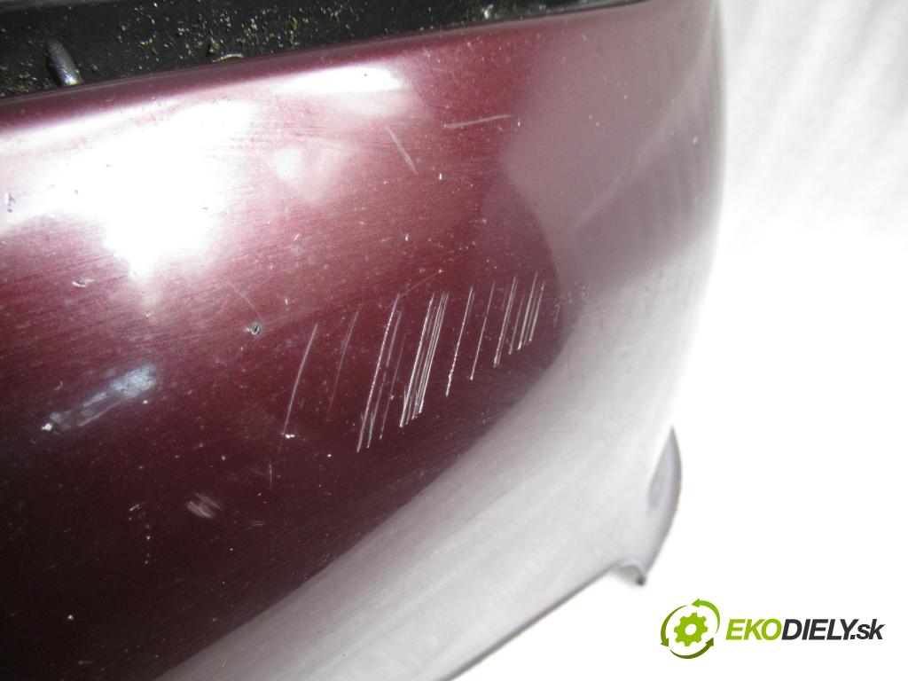 AUDI 80 (8C, B4) SEDAN 1992 85,00 2.0 E 115 - ABK 1984,00 Nárazník predný