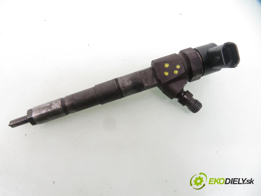 OPEL VECTRA C Kombi (Z02) KOMBI 2006 110,00 1.9 CDTI - Z 19 DTH 1910,00 vstrekovač 0445110159 (Vstrekovač paliva)