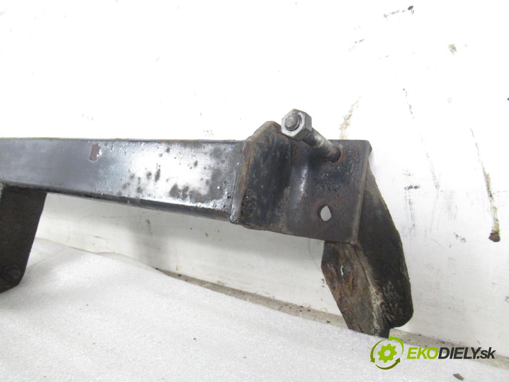 OPEL ZAFIRA A Nadwozie Wielkopojemne (MPV) (T98)  MINIVAN 2002 74,00 2.0 DTI 16V 101 - Y 20 DTH 1995,00 Hák