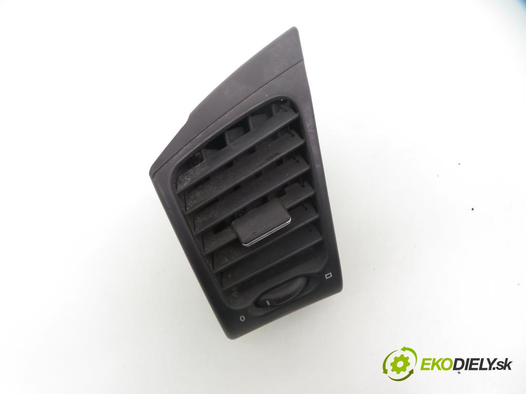 MERCEDES-BENZ CLK (C208) CABRIO 2000 142,00 230 Kompressor 193 - M 111.975 2295,00 mří topení levá strana 2088300154 (Mřížka topení)