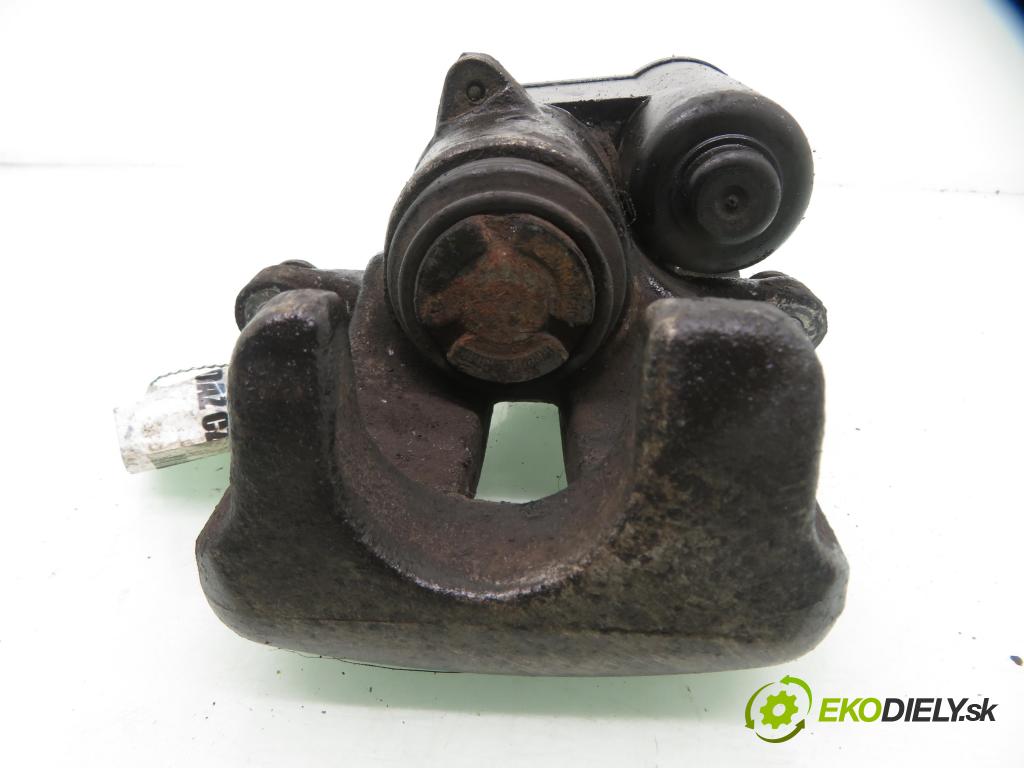 VW PASSAT B6 Variant (3C5) KOMBI 2007 103,00 2.0 TDI 16V - BKP 1968,00 Brzdič strmeň pravé zadné