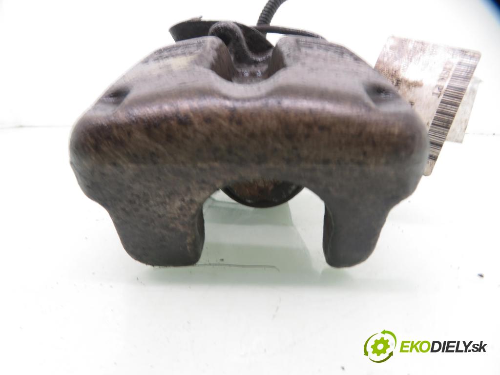 VW PASSAT B6 Variant (3C5) KOMBI 2007 103,00 2.0 TDI 16V - BKP 1968,00 Brzdič strmeň pravé zadné