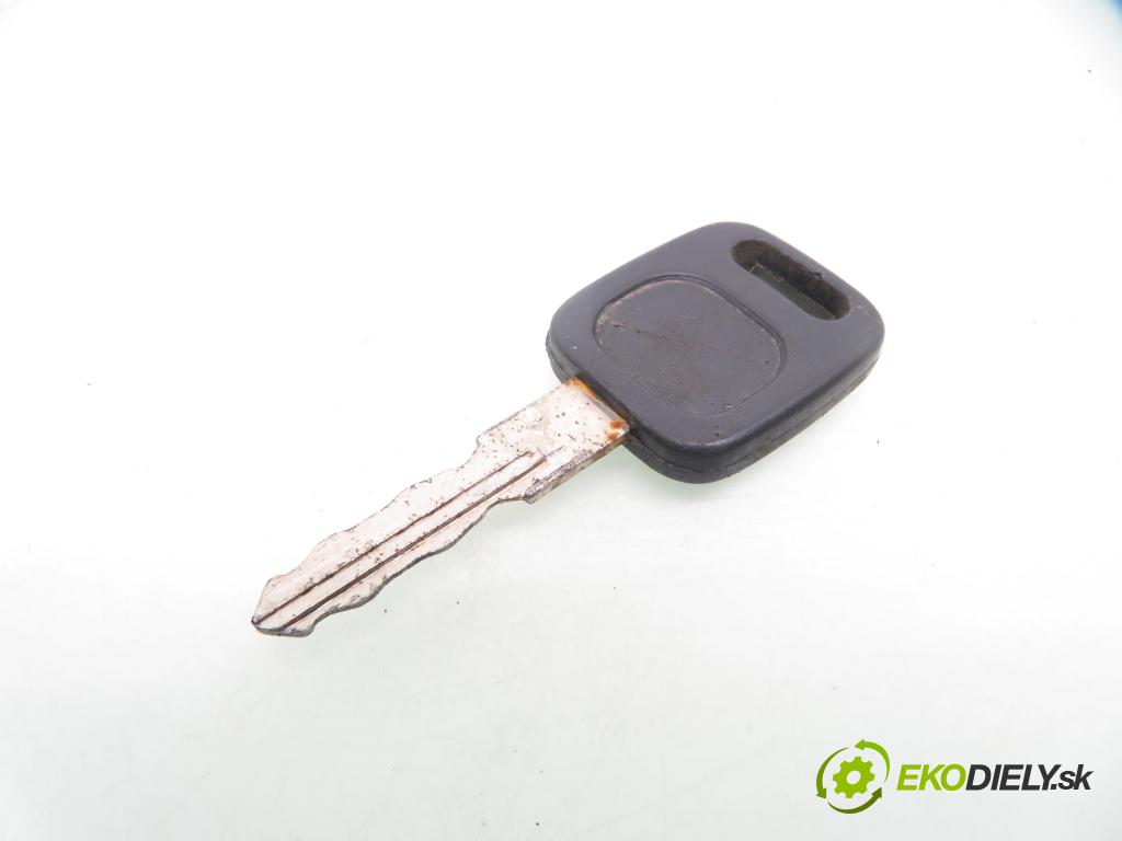 AUDI 80 (89, 89Q, 8A, B3) SEDAN 1990 80,00 2.0 - 3A 1984,00 spinačka 893905851 (Spínacia skrinka)