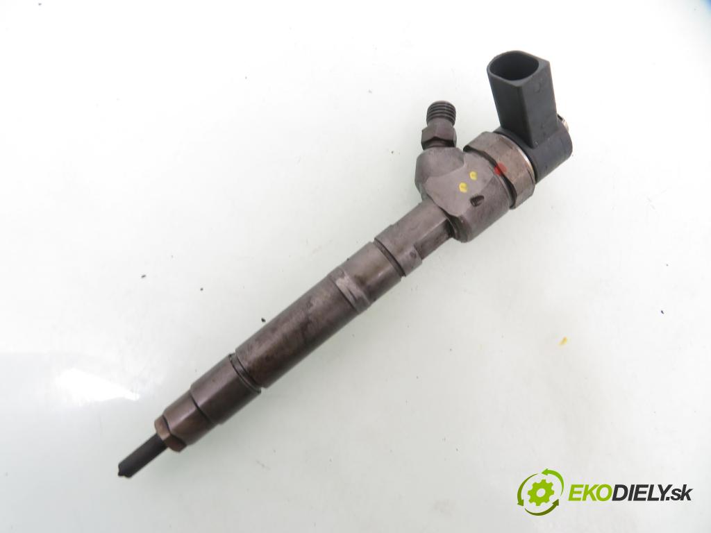 MERCEDES-BENZ KLASA C coupe (CL203) COUPE 2003 105,00 C 220 CDI 143 - OM 611.962 2148,00 vstrekovač A6110701387 ; 0445110100 (Vstrekovač paliva)