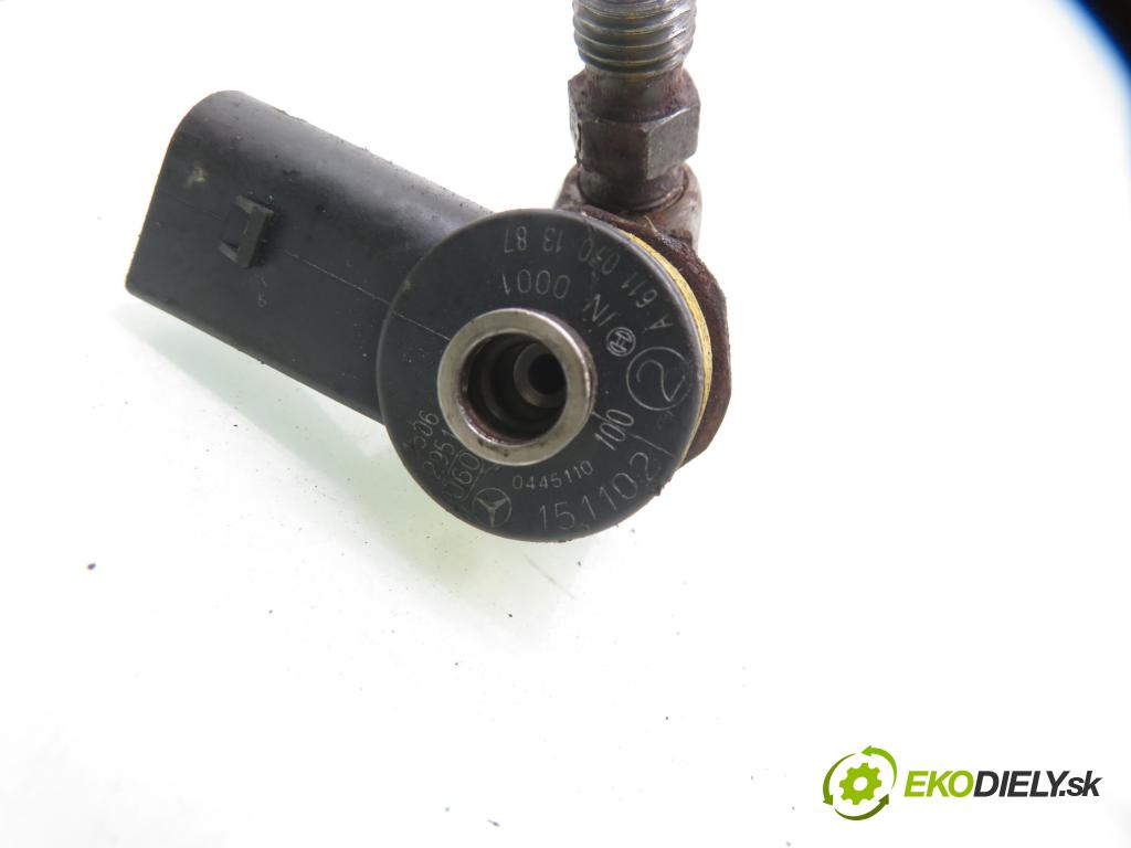 MERCEDES-BENZ KLASA C coupe (CL203) COUPE 2003 105,00 C 220 CDI 143 - OM 611.962 2148,00 vstrekovač A6110701387 ; 0445110100 (Vstrekovač paliva)