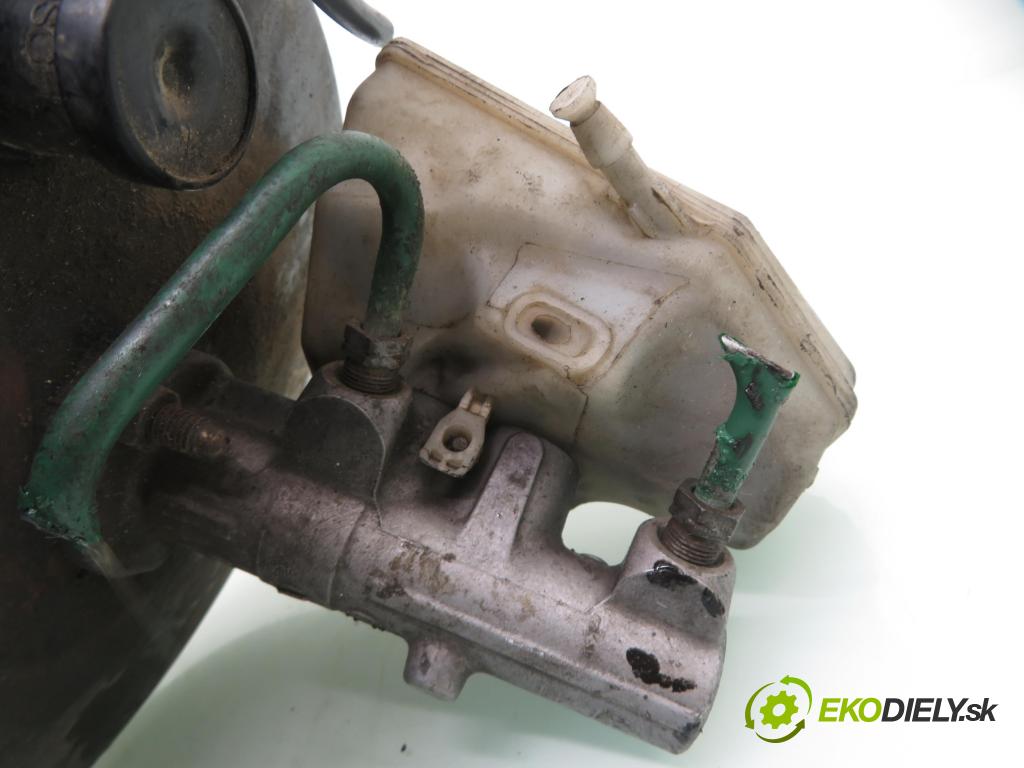 CITROEN C8 (EA_, EB_) VAN 2005 94,00 2.2 HDi - 4HW (DW12TED4) 2179,00 posilovač 0204024267 ; 1488753080 (Servočerpadlo)