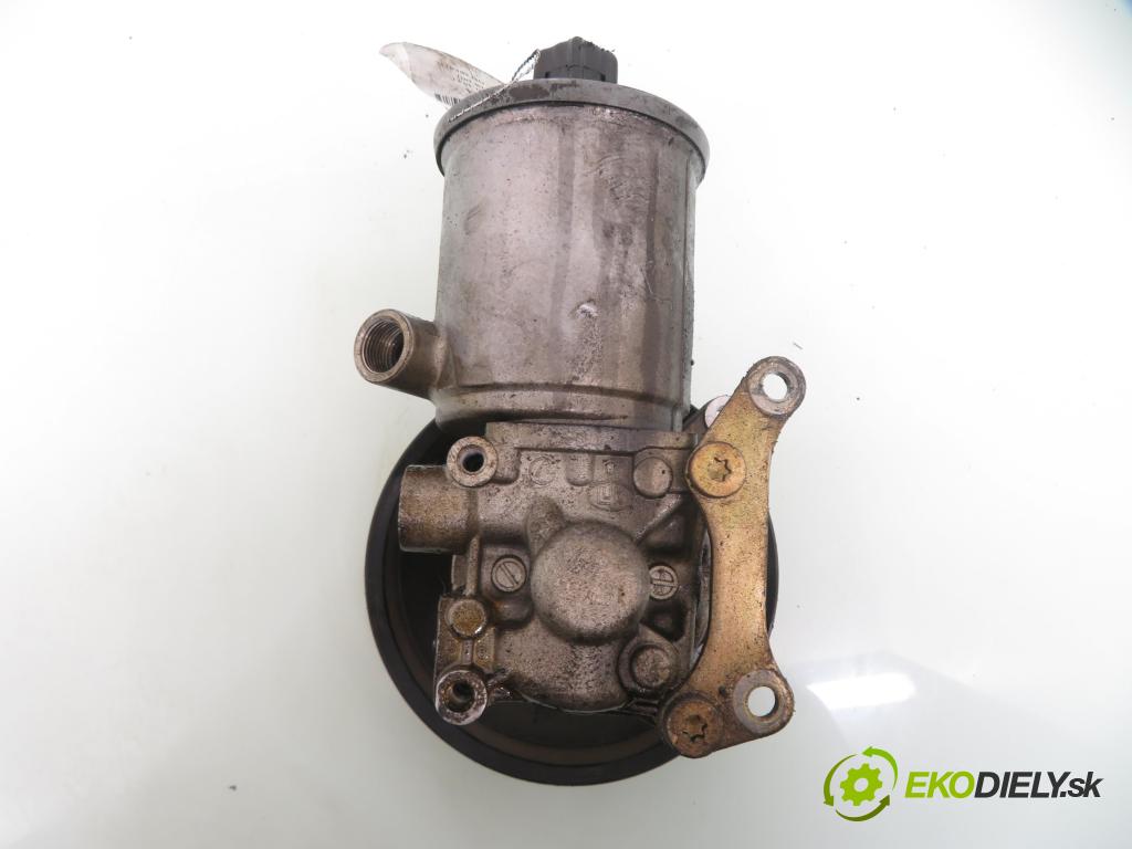 MERCEDES-BENZ KLASA C (W202) SEDAN 1994 55,00 C 200 D (202.120) - OM 601.913 1997,00 pumpa servočerpadlo 2104661201 ; 02105760 (Servočerpadlo)