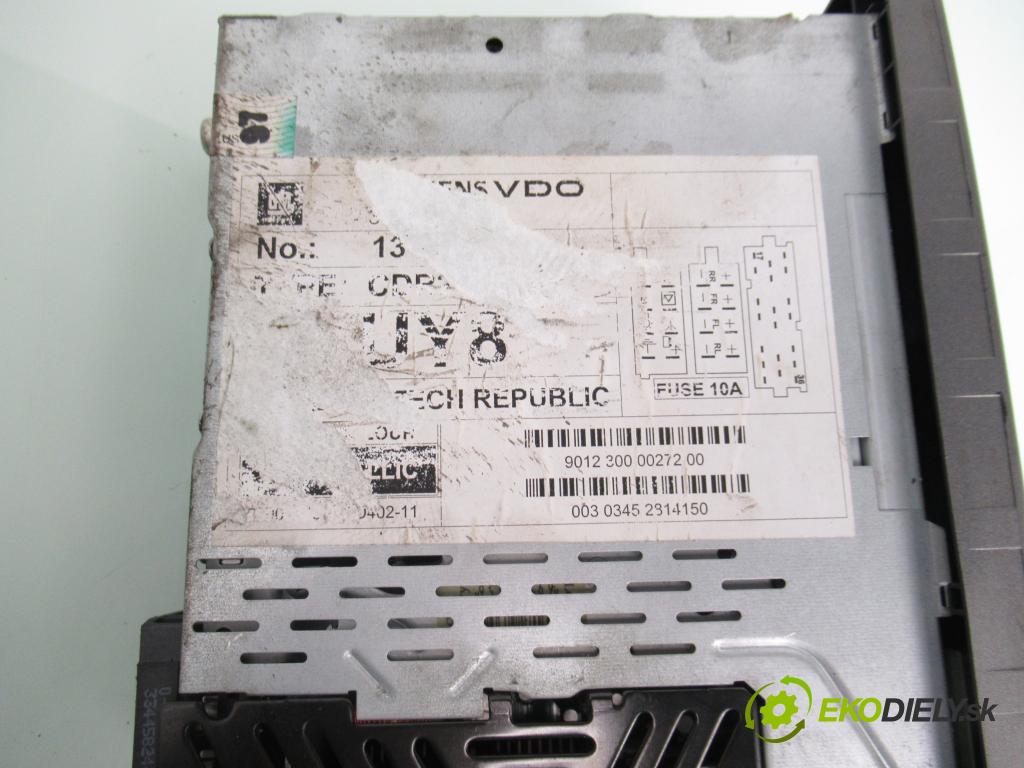 OPEL VECTRA C (Z02) LIFTBACK 2002 74,00 2.0 DTI 16V 101 - Y 20 DTH 1995,00 RADIO CD 330886636