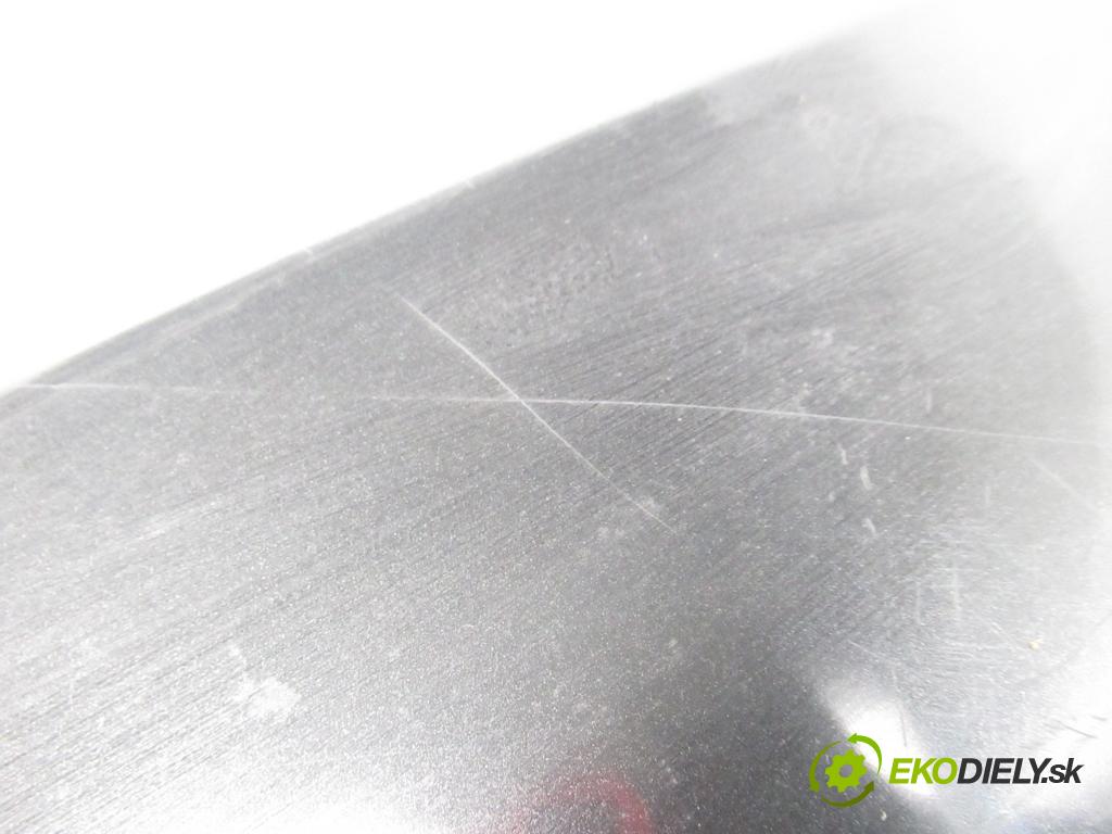 AUDI 80 (89, 89Q, 8A, B3) SEDAN 1990 80,00 2.0 - 3A 1984,00 SPOJLER: dverí