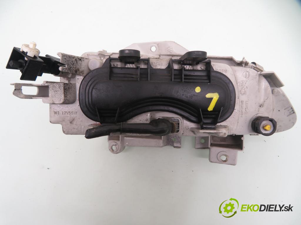 RENAULT LAGUNA I (B56_, 556_) LIFTBACK 1995 83,00 2.0 8V 113 - F3R 722 1998,00 Svetlo LP 203264