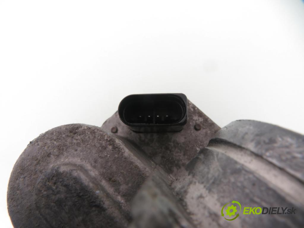 SKODA FABIA I (6Y2) HB 2000 47,00 1.9 SDI - ASY 1896,00 Škrtiaca klapka 038128063C (Škrtiaca klapka)