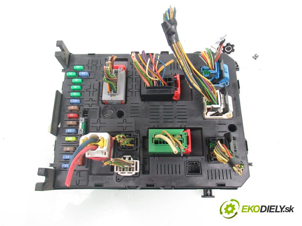 CITROEN C4 Picasso I (UD_) MINIVAN 2010 80,00 1.6 HDi 16V 109 - 9HZ 1560,00 MODUL BSI 966405908002