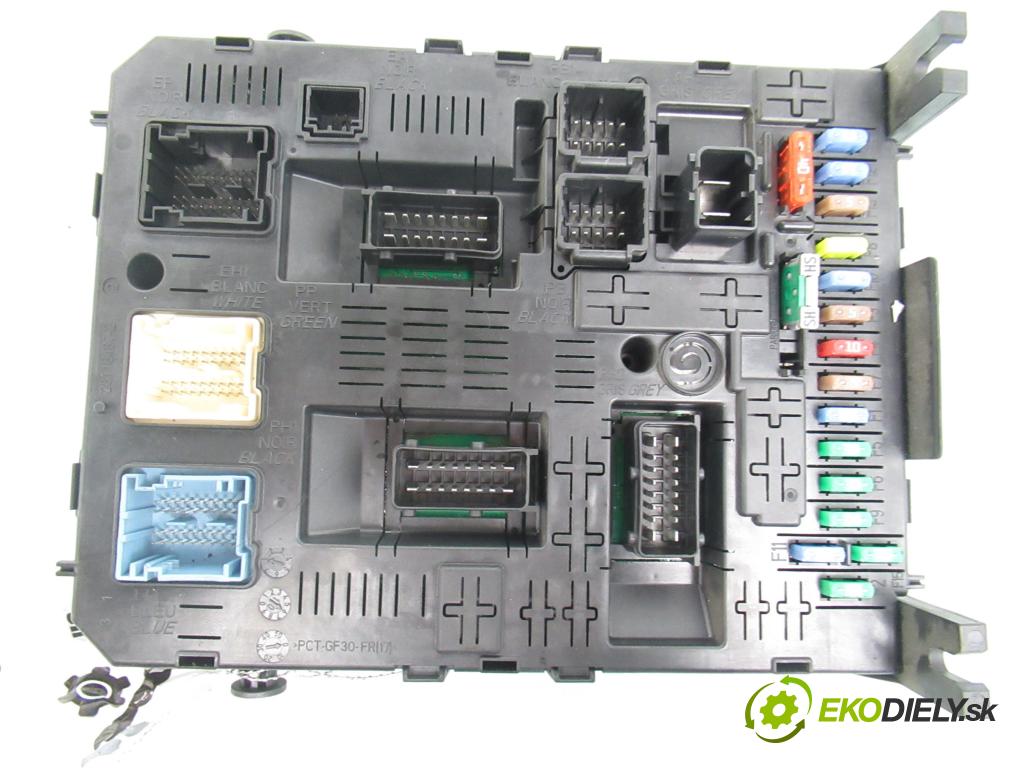 CITROEN C4 Picasso I (UD_) MINIVAN 2010 80,00 1.6 HDi 16V 109 - 9HZ 1560,00 MODUL BSI 966405908002