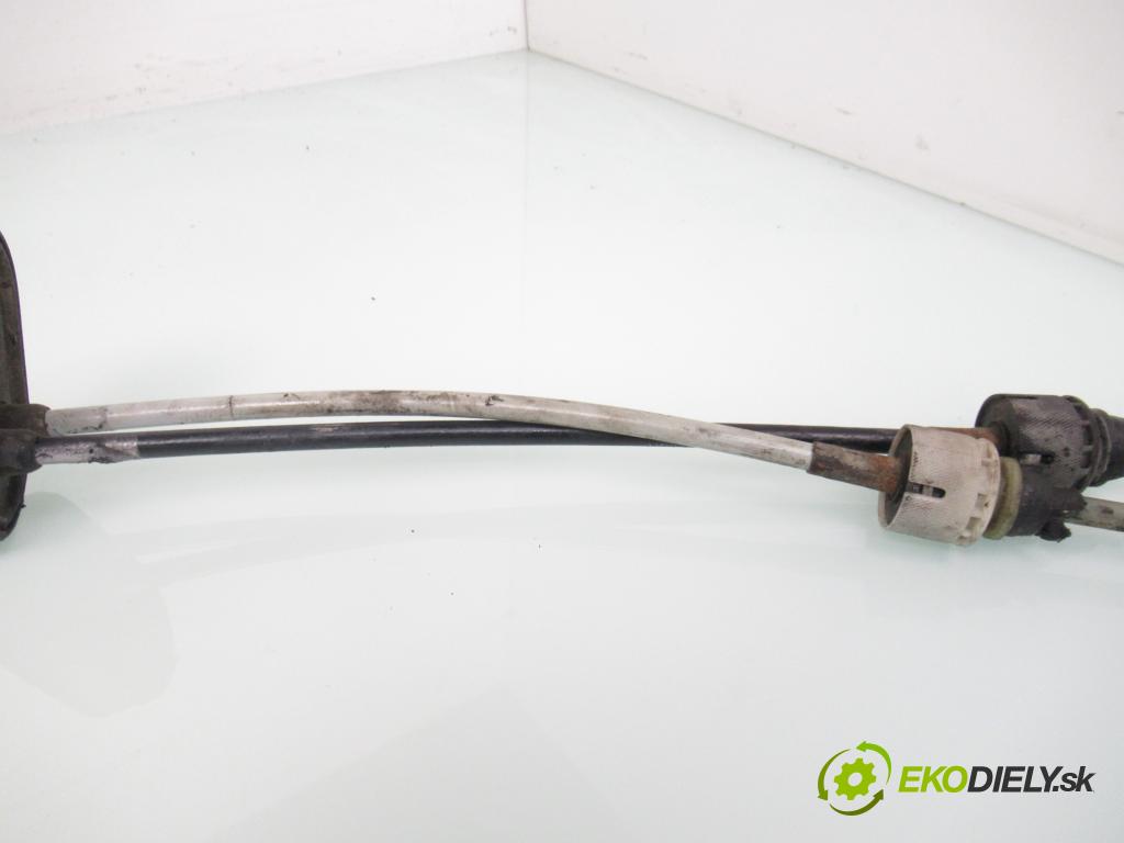 OPEL VECTRA C (Z02) LIFTBACK 2008 103,00 1.8 - Z 18 XER 1796,00 ZVEDÁK: