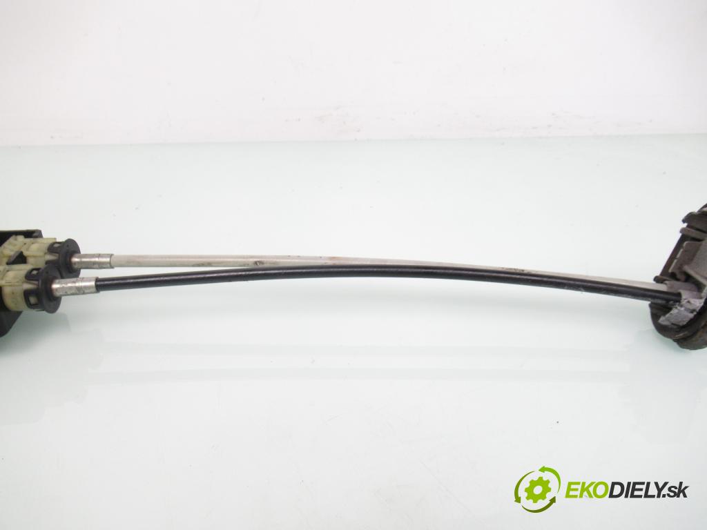 OPEL VECTRA C (Z02) LIFTBACK 2008 103,00 1.8 - Z 18 XER 1796,00 ZVEDÁK: