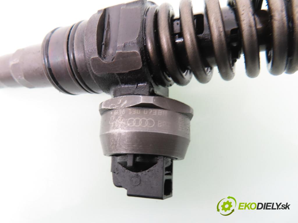 VW POLO (9N_) HB 2007 51,00 1.4 TDI - BNM 1422,00 Vstrekovač 038130073BN ; 0414720313 (Vstrekovač paliva)