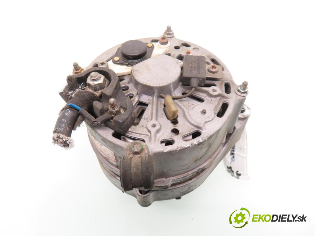 AUDI 80 (89, 89Q, 8A, B3) SEDAN 1990 80,00 2.0 - 3A 1984,00 Alternátor 026903015F (Alternátor)