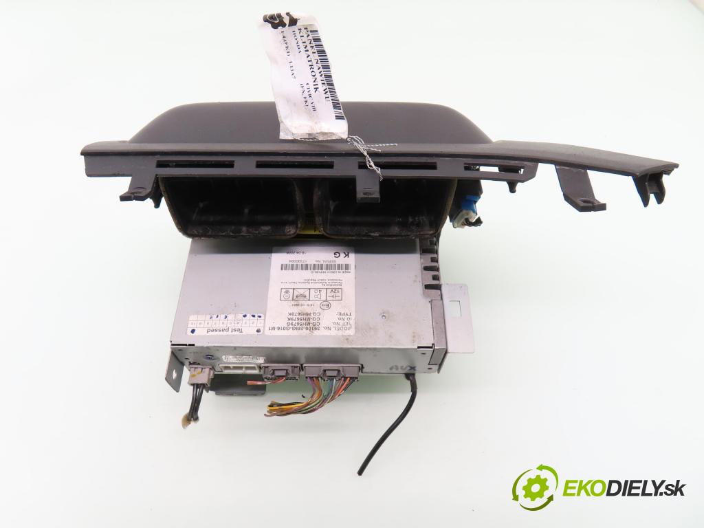 HONDA CIVIC VIII (FN, FK) HB 2008 61,00 1.4 (FK1) - L13A7 1339,00 RADIO CD 39100SMGG016M1