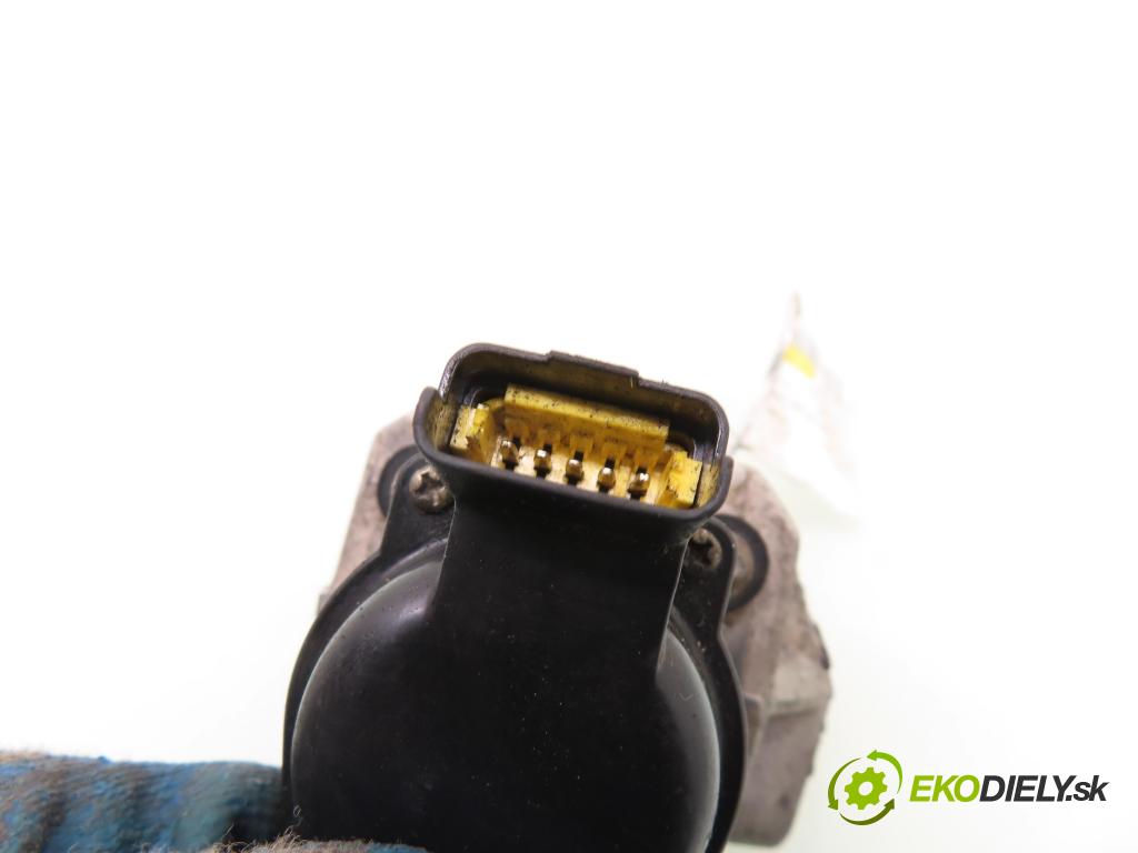 PEUGEOT 307 (3A/C) HB 2005 66,00 1.6 HDi 90 - 9HX (DV6ATED4) 1560,00 VENTIL: EGR 