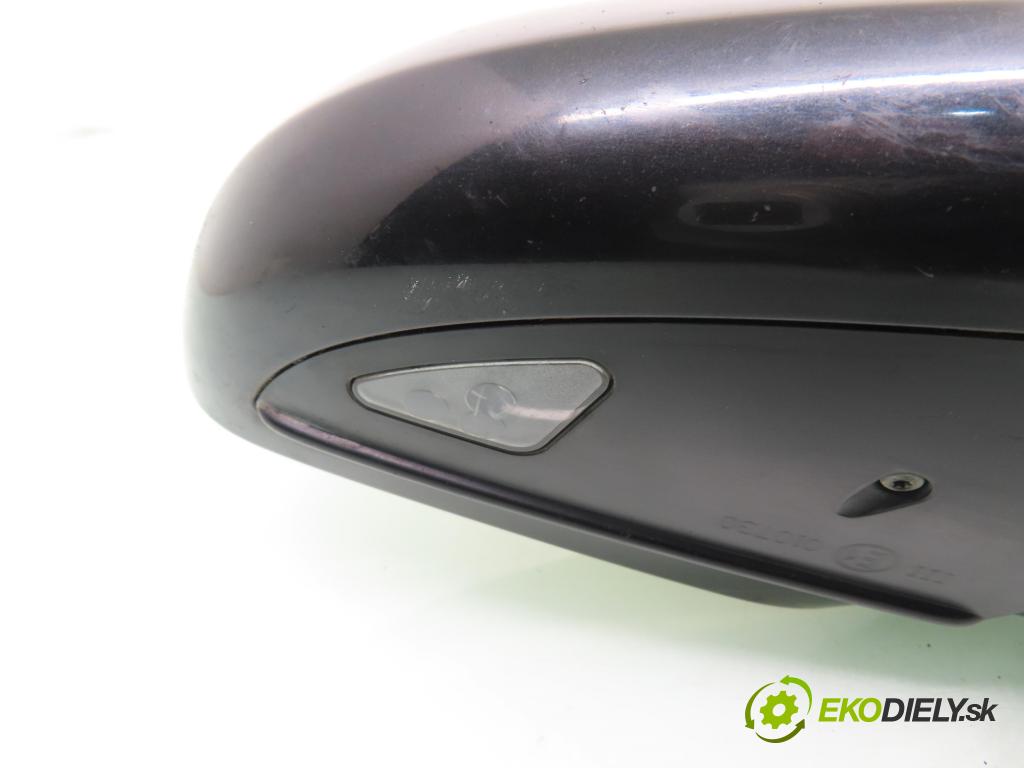 AUDI A8 D3 (4E2, 4E8) SEDAN 2004 171,00 3.0 TDI quattro - ASB 2967,00 zpětné zrcátko