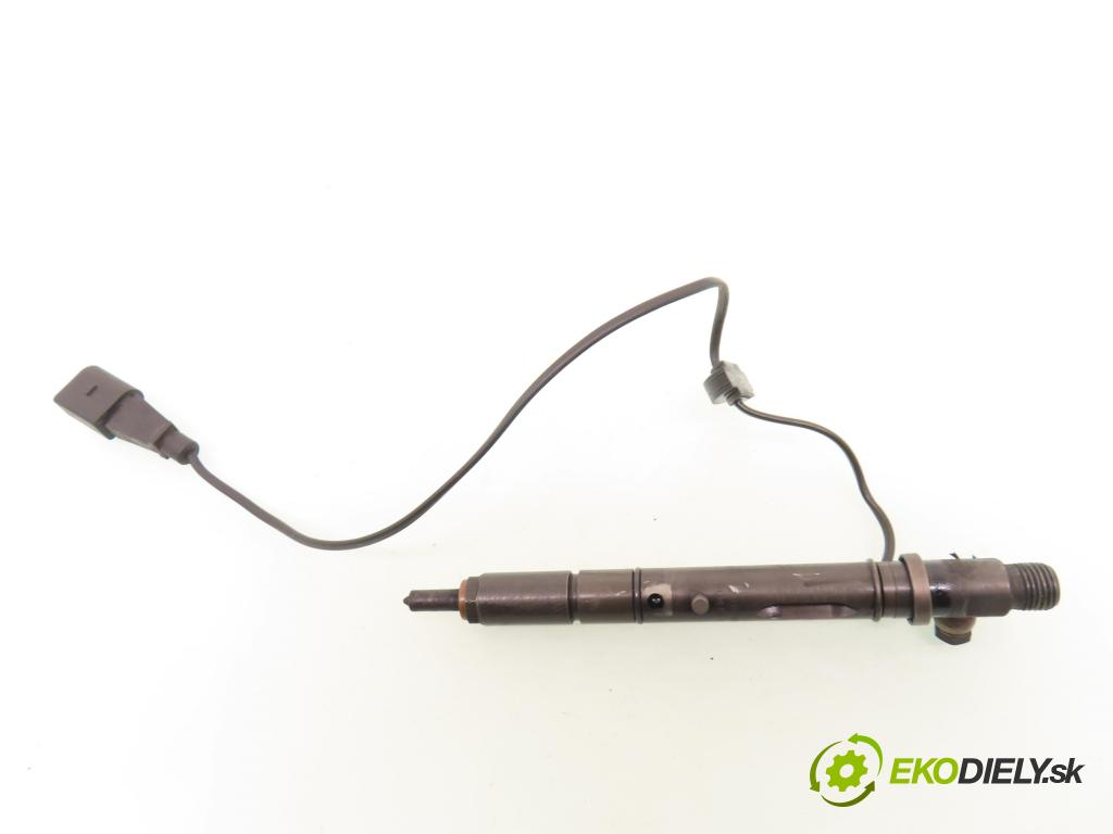 AUDI A6 Avant (4B5, C5) KOMBI 2004 120,00 2.5 TDI V6 163 - BDG 2496,00 vstřik 059130202G ; 0432133784