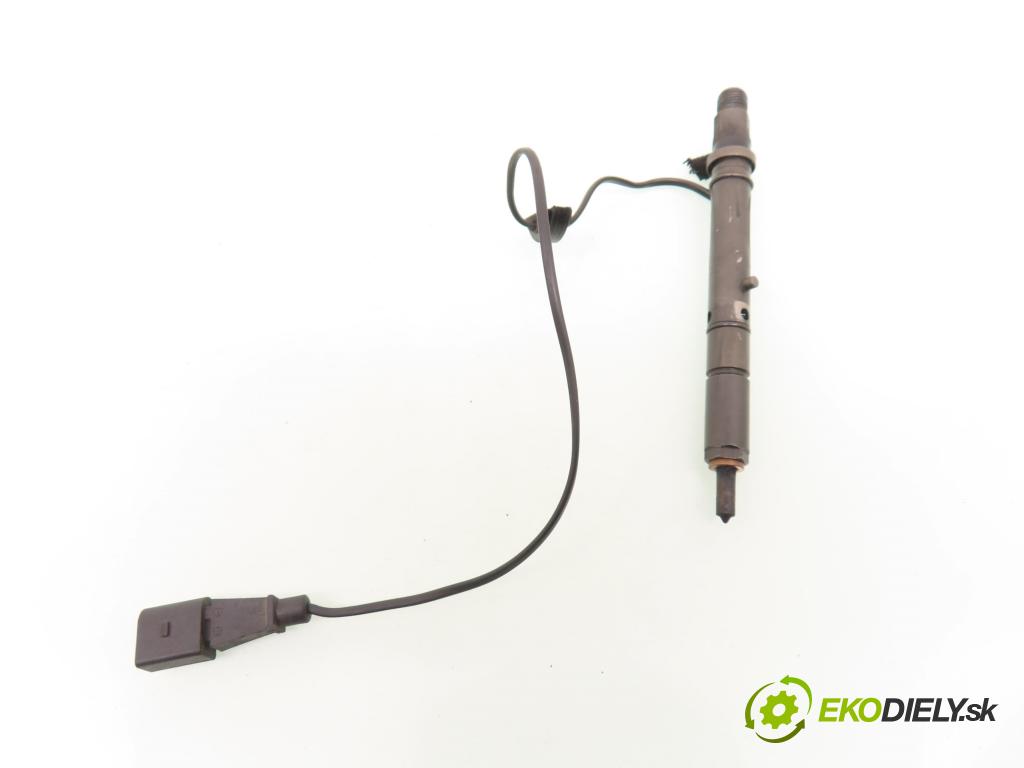 AUDI A6 Avant (4B5, C5) KOMBI 2004 120,00 2.5 TDI V6 163 - BDG 2496,00 vstřik 059130202G ; 0432133784