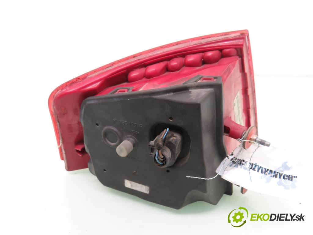 AUDI A8 D3 (4E2, 4E8) SEDAN 2004 171,00 3.0 TDI quattro - ASB 2967,00 světlo pravé zadní 4E0945096C