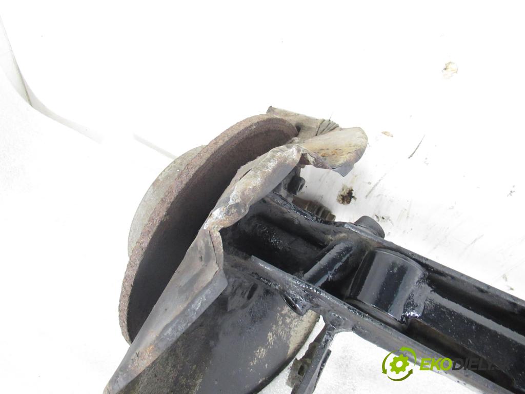 AUDI 80 (89, 89Q, 8A, B3) SEDAN 1990 80,00 2.0 - 3A 1984,00 Výstuha zadná