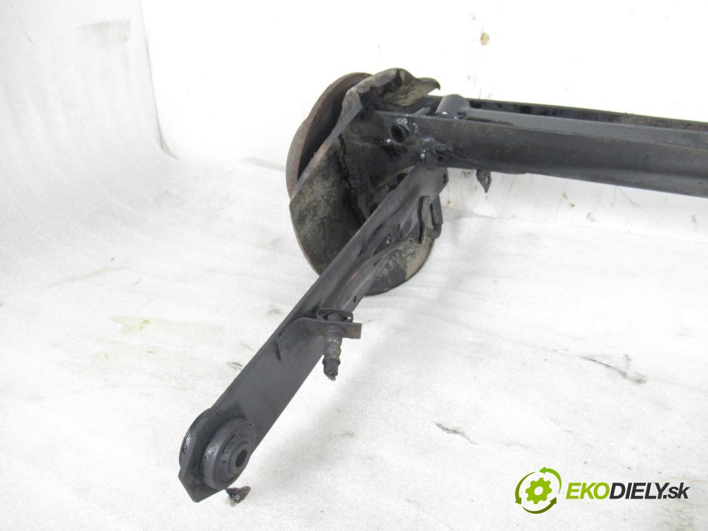 AUDI 80 (89, 89Q, 8A, B3) SEDAN 1990 80,00 2.0 - 3A 1984,00 Výstuha zadná