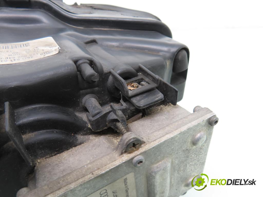 AUDI A8 D3 (4E2, 4E8) SEDAN 2004 171,00 3.0 TDI quattro - ASB 2967,00 světlo PP 4E0941030R ; 1ZS00854066 ; 4E0907813