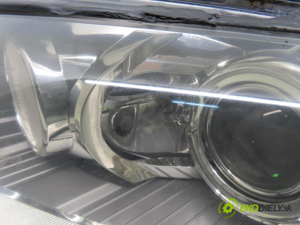 AUDI A8 D3 (4E2, 4E8) SEDAN 2004 171,00 3.0 TDI quattro - ASB 2967,00 Svetlo LP 15811700 ; 4E0907813 ; 5DV00829000