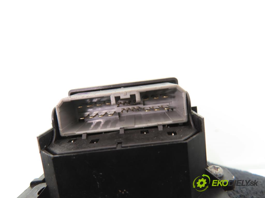 HONDA JAZZ III (GE_, GG_, GP_) HB 2010 73,00 1.3 i - L13Z1 1339,00 Panel ovládaní oken M38467