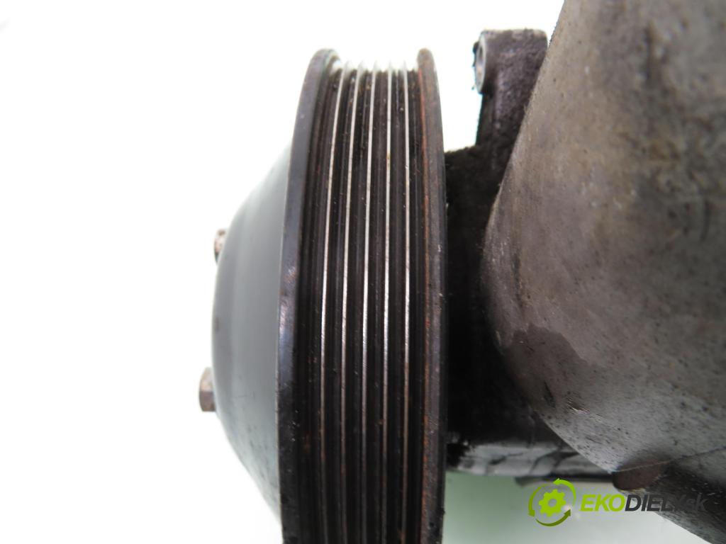 MERCEDES-BENZ KLASA C (W202) SEDAN 1993 55,00 C 200 D (202.120) - OM 601.913 1997,00 pumpa servočerpadlo 2104661301 ; 7682900508 (Servočerpadlo)