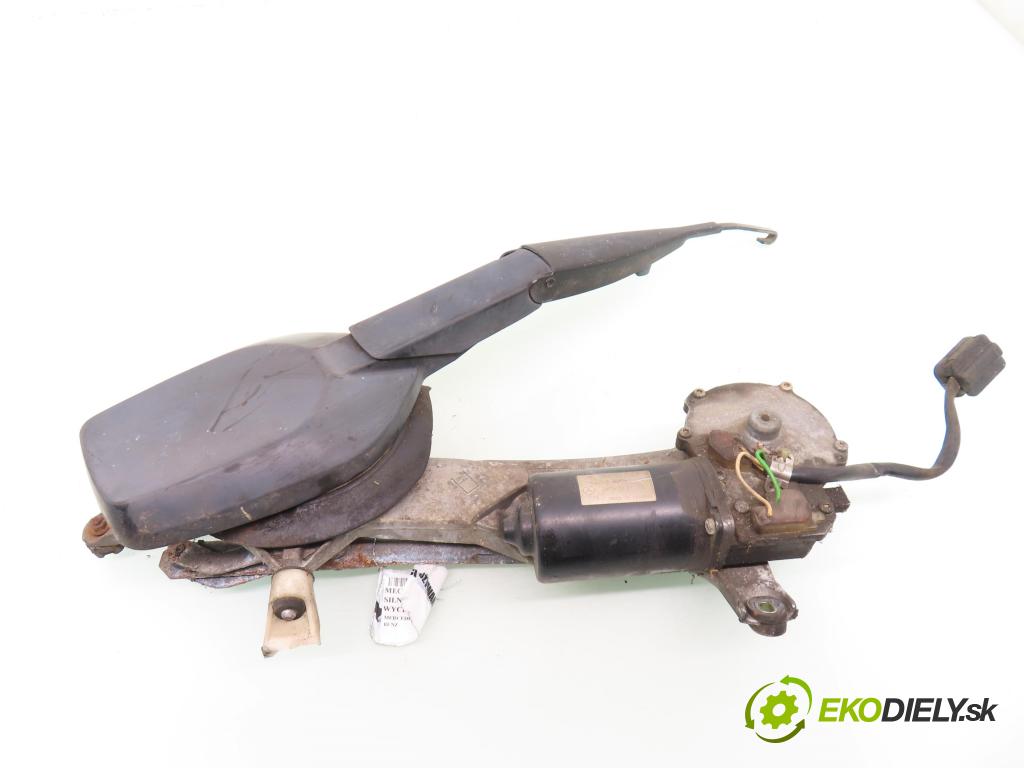 MERCEDES-BENZ KLASA C (W202) SEDAN 1994 55,00 C 200 D (202.120) - OM 601.913 1997,00 MECHANISMUS/ motorek stěračů 2028200342