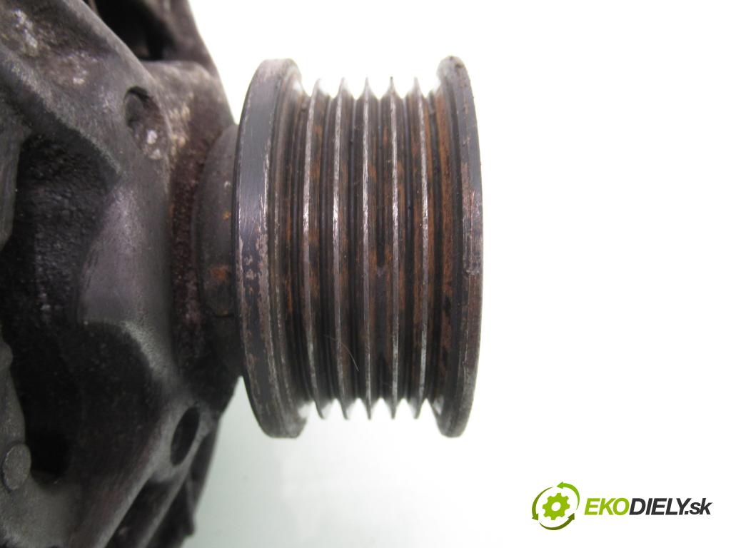 MERCEDES-BENZ KLASA C (W202) SEDAN 1994 55,00 C 200 D (202.120) - OM 601.913 1997,00 Alternátor 0081549602 ; 0120485022 (Alternátor)