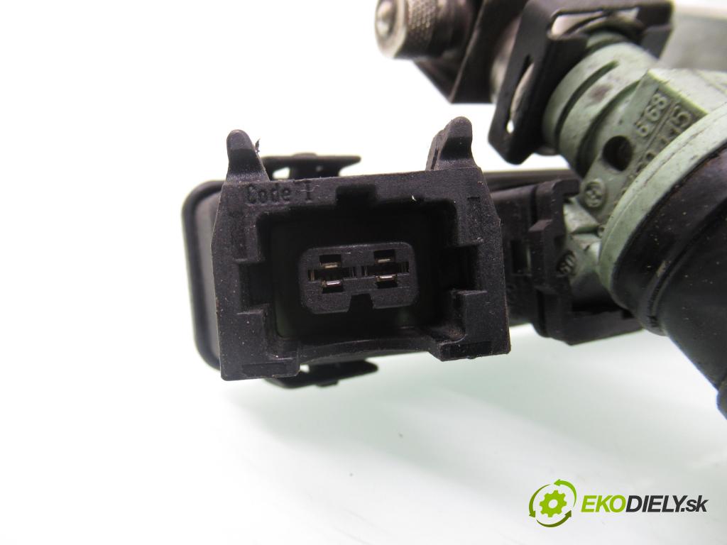 BMW 5 (E39) SEDAN 1996 110,00 520 i 150 - M52 B20 (206S3) 1991,00 Lišta vstrekovacia 0280160597 ; 0280150415 ; 09330403 (Vstrekovacia lišta)