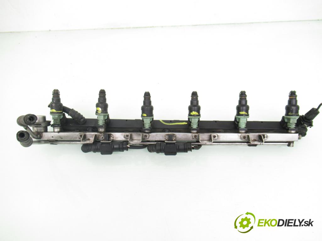 BMW 5 (E39) SEDAN 1996 110,00 520 i 150 - M52 B20 (206S3) 1991,00 Lišta vstrekovacia 0280160597 ; 0280150415 ; 09330403 (Vstrekovacia lišta)