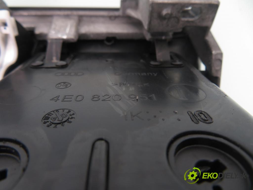 AUDI A8 D3 (4E2, 4E8) SEDAN 2004 171,00 3.0 TDI quattro - ASB 2967,00 Obal prístrojovky 4E1857115A ; 4E0820951 ; 4E0820901