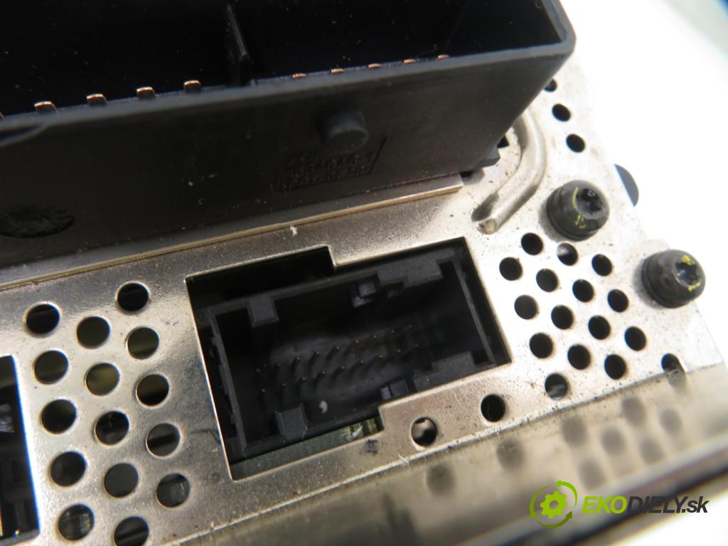 AUDI A8 D3 (4E2, 4E8) SEDAN 2004 171,00 3.0 TDI quattro - ASB 2967,00 zesilovač 4E0035223A ; 4E0910223G ; 373009021 (Zesilovač)