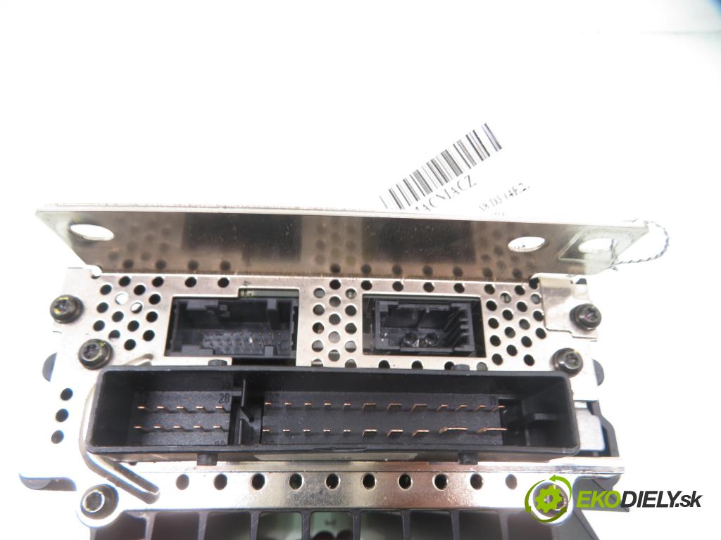 AUDI A8 D3 (4E2, 4E8) SEDAN 2004 171,00 3.0 TDI quattro - ASB 2967,00 zesilovač 4E0035223A ; 4E0910223G ; 373009021 (Zesilovač)