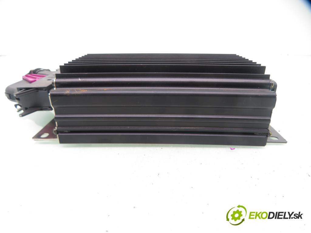 AUDI A8 D3 (4E2, 4E8) SEDAN 2004 171,00 3.0 TDI quattro - ASB 2967,00 zesilovač 4E0035223A ; 4E0910223G ; 373009021 (Zesilovač)