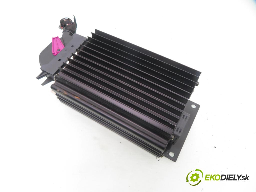 AUDI A8 D3 (4E2, 4E8) SEDAN 2004 171,00 3.0 TDI quattro - ASB 2967,00 zesilovač 4E0035223A ; 4E0910223G ; 373009021 (Zesilovač)