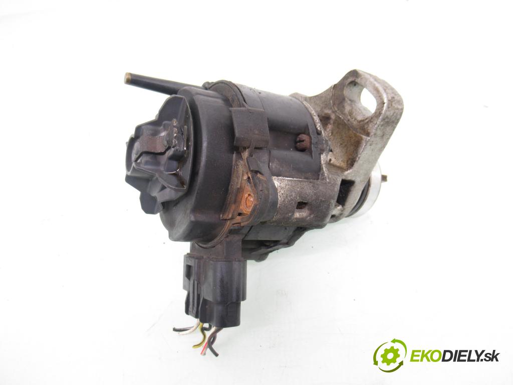 MAZDA 323 F VI (BJ) HB 2000 65,00 1.5 16V - ZL05 1498,00 Rozdeľovač zapaľovací T2T60671